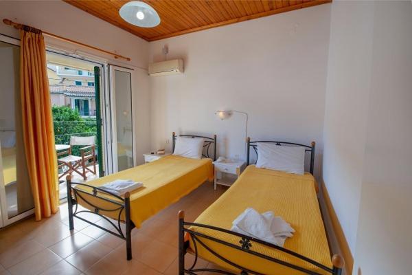 Arthur House Longos  Bagian luar foto