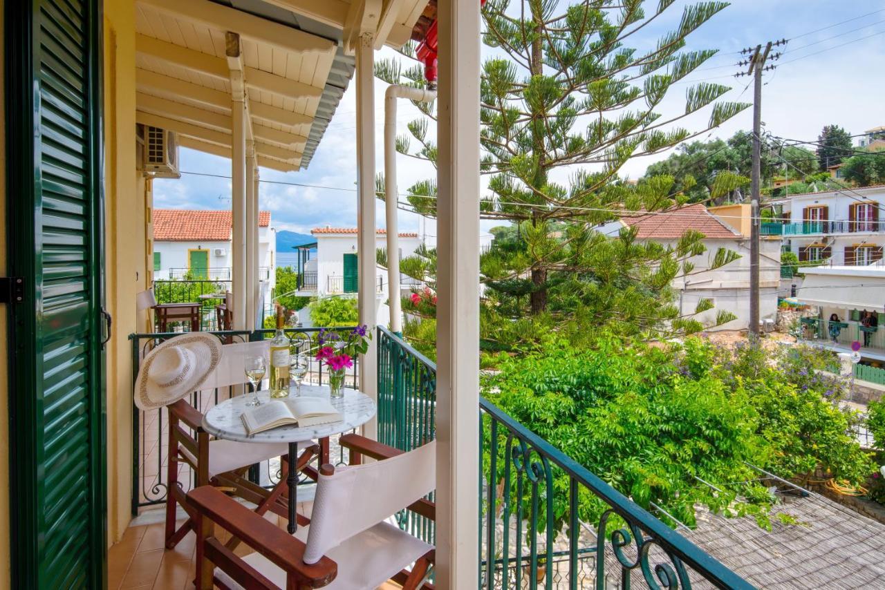 Arthur House Longos  Bagian luar foto