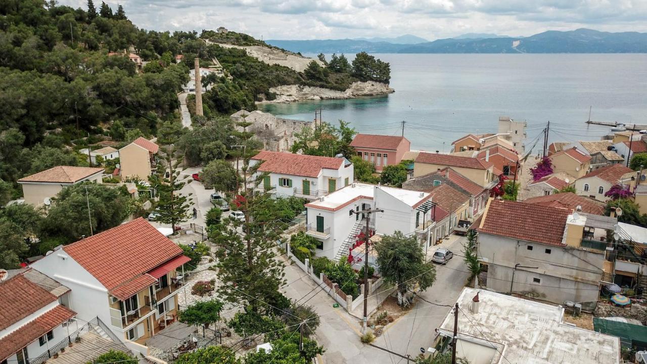 Arthur House Longos  Bagian luar foto